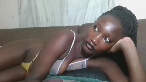 Snapshot of missprettygal chatting on October 2025 11:16:01 AM pretty gal online show from October 2025 11:16:01 AM