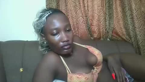 Snapshot of missprettygal chatting on November 2025 08:14:01 AM pretty gal online show from November 2025 08:14:01 AM