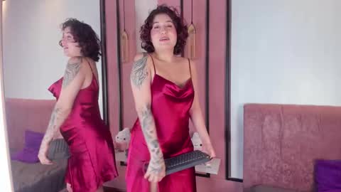 victoria  online show from March 2026 07:41:01 PM