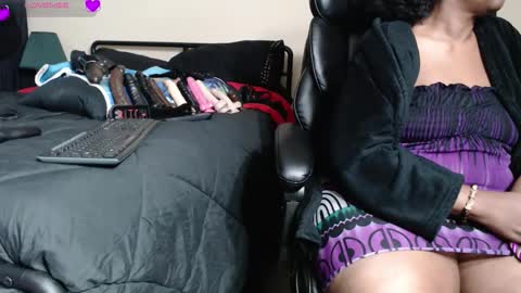 MissTajaa online show from November 2025 04:02:02 AM