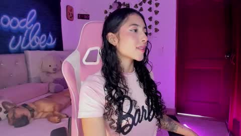 Snapshot of misstexass_ chatting on December 2025 04:56:01 PM Natalie Texass indepedent model online show from December 2025 04:56:01 PM