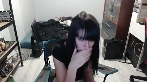 Snapshot of missthon chatting on February 2025 10:01:01 PM missthon online show from February 2025 10:01:01 PM