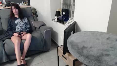 Snapshot of missthon chatting on December 2025 12:54:01 PM missthon online show from December 2025 12:54:01 PM