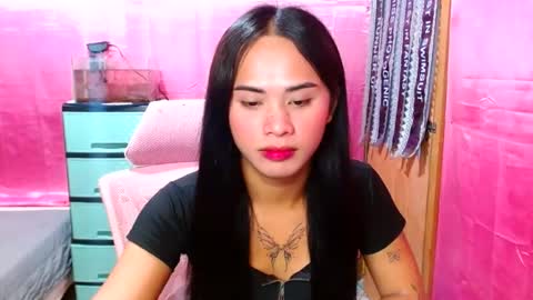 SweetViolet online show from August 2026 06:33:02 PM