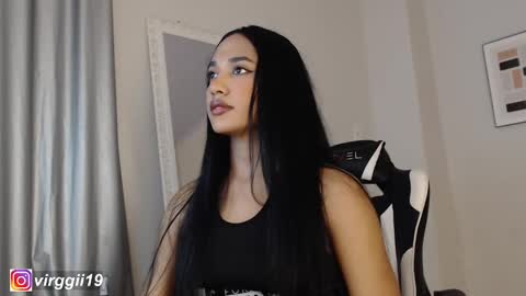 missvirggii online show from October 2025 11:17:01 PM