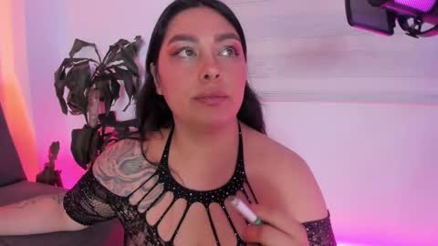 Pau OFmissweetpeach online show from September 2025 02:22:02 AM