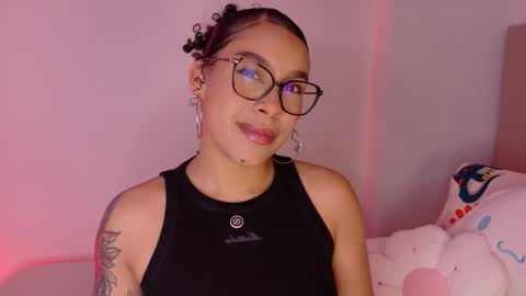 Missy Gainer online show from November 2025 11:43:01 PM