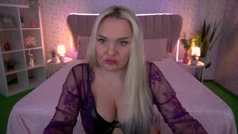 missyymarty online show from April 2026 07:17:02 AM