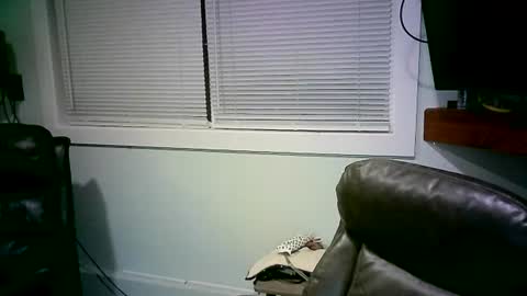 Snapshot of mister_happy567 chatting on February 2025 06:41:01 AM Mr. Happy online show from February 2025 06:41:01 AM