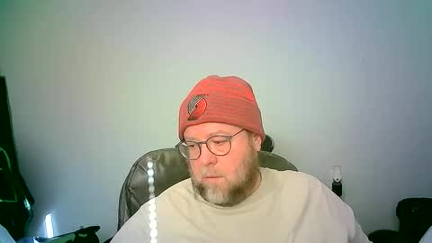 Snapshot of mister_happy567 chatting on November 2025 06:43:01 PM Mr. Happy online show from November 2025 06:43:01 PM