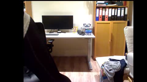 misterbobbyxx online show from February 2025 11:37:01 PM