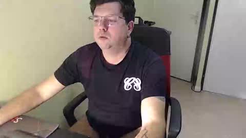 mistercoeur online show from December 2025 04:16:01 PM