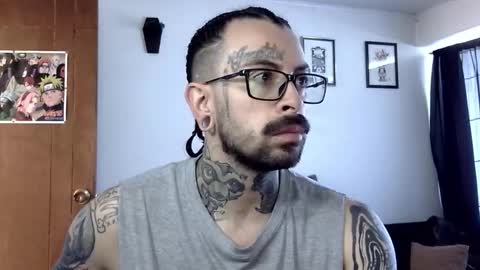 Snapshot of misternocturne chatting on October 2025 05:35:01 PM misternocturne online show from October 2025 05:35:01 PM