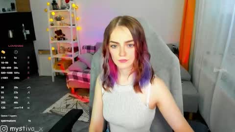 Hi everyone Im Tina online show from September 2025 03:23:02 PM