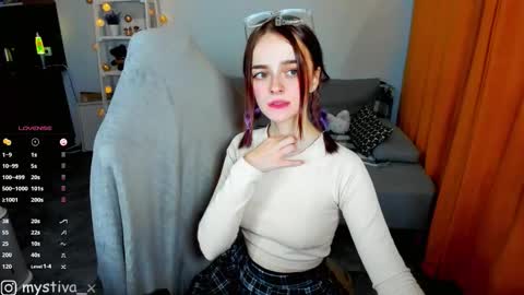 Hi everyone Im Tina online show from September 2025 06:51:01 PM