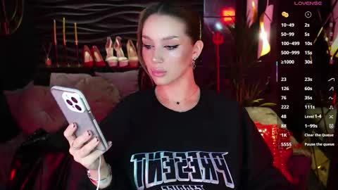 Snapshot of mistress_darsy chatting on October 2025 01:52:01 PM Darsy online show from October 2025 01:52:01 PM