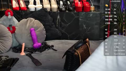 Snapshot of mistress_darsy chatting on December 2025 01:53:01 PM Darsy online show from December 2025 01:53:01 PM