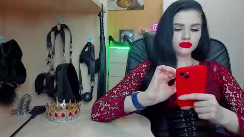 Mistress Kristi online show from November 2025 09:09:01 PM