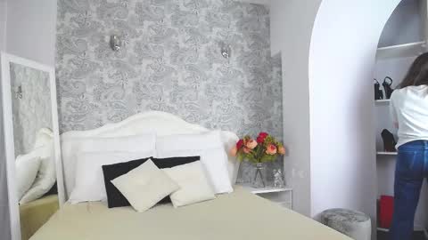 Snapshot of mistress_pamela_ chatting on November 2025 12:27:02 PM Mistress Pamela online show from November 2025 12:27:02 PM