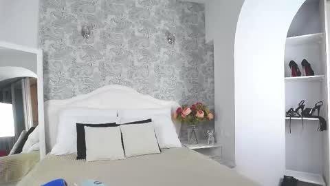 Snapshot of mistress_pamela_ chatting on November 2025 12:37:01 PM Mistress Pamela online show from November 2025 12:37:01 PM