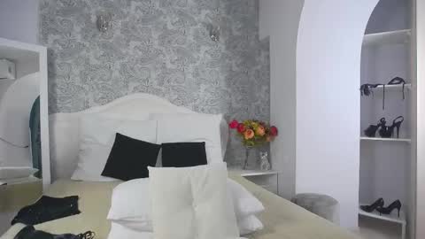 Snapshot of mistress_pamela_ chatting on December 2025 11:15:01 AM Mistress Pamela online show from December 2025 11:15:01 AM