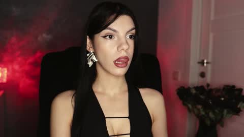 Miss Rochelle online show from October 2025 08:50:02 PM