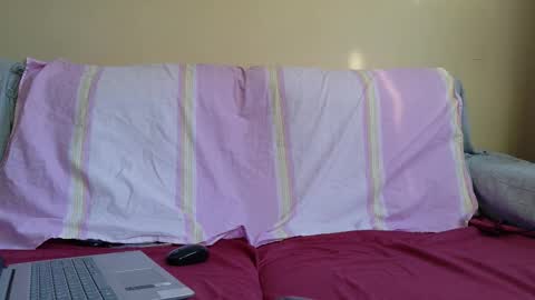 Snapshot of mistressdaenerys chatting on December 2025 09:25:01 AM Mistress Daenerys online show from December 2025 09:25:01 AM