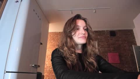 Snapshot of mistresselizy chatting on December 2025 09:09:02 PM mistresselizy online show from December 2025 09:09:02 PM