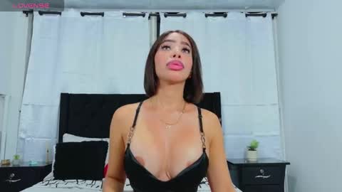 mistresskattia online show from September 2025 11:52:01 PM