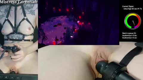 Snapshot of mistresslarentiah chatting on March 2025 05:43:02 PM Mistress Larentiah online show from March 2025 05:43:02 PM