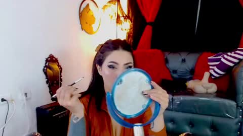 Mistresslombana online show from May 2026 05:35:01 AM