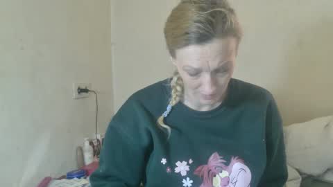 Snapshot of mistressmilly32 chatting on April 2026 08:57:02 AM mistressmilly32 online show from April 2026 08:57:02 AM