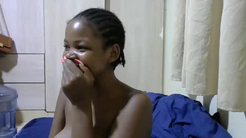 Snapshot of misty_shee chatting on February 2025 08:58:02 PM misty_shee online show from February 2025 08:58:02 PM