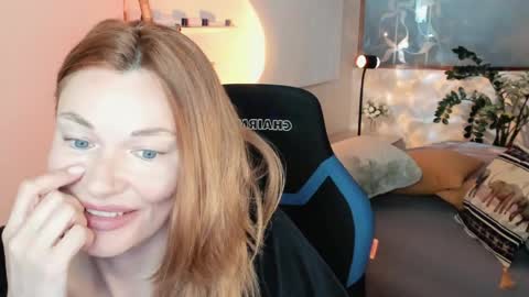 Snapshot of mistybarnes chatting on May 2026 04:13:02 PM MistyBarnes NONUDE MODEL online show from May 2026 04:13:02 PM