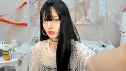 Misty online show from November 2025 06:21:01 PM