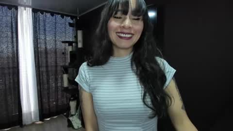 Emma  online show from May 2026 04:02:02 PM