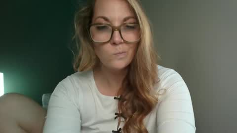 Snapshot of mistymorgan chatting on February 2025 08:19:02 PM Misty Morgan online show from February 2025 08:19:02 PM