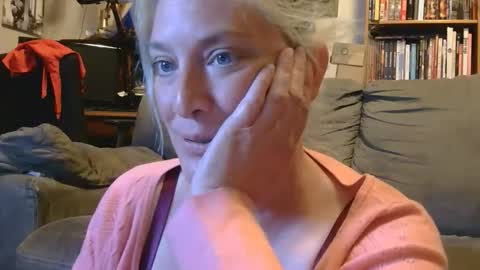 Snapshot of mistymountains96 chatting on June 2026 03:41:01 AM Misty Mountains online show from June 2026 03:41:01 AM