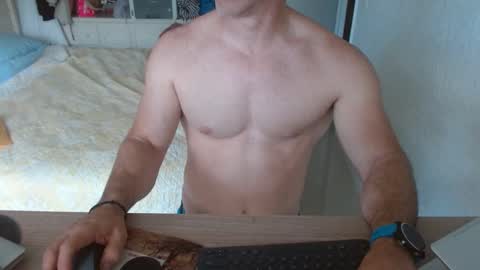 Snapshot of mitcheli chatting on February 2025 09:02:01 PM Onlyfans  online show from February 2025 09:02:01 PM