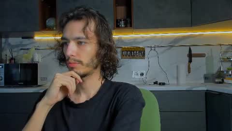 MitchelKurse online show from July 2026 07:05:02 PM
