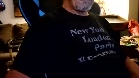 Snapshot of mitchnails69 chatting on October 2025 10:05:02 AM BobbyMitchGa online show from October 2025 10:05:02 AM