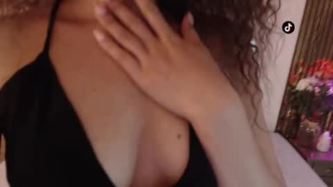 Mtica Brennet online show from March 2026 05:02:01 AM