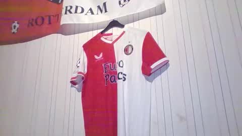 mitta93 online show from September 2025 11:10:02 PM