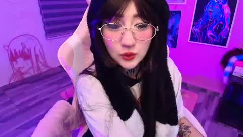  Miwa Violet  online show from June 2026 02:02:01 AM