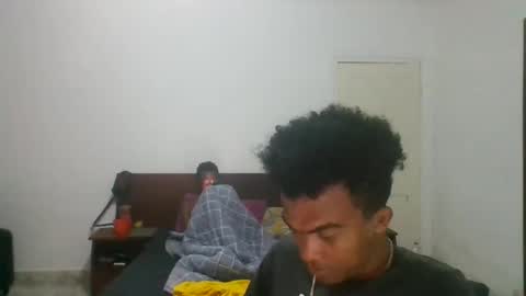 mixedboy_sexy online show from May 2026 03:47:01 AM