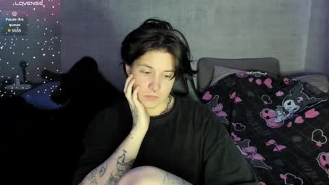 Snapshot of miya_chinen chatting on December 2024 05:40:01 AM Miya online show from December 2024 05:40:01 AM
