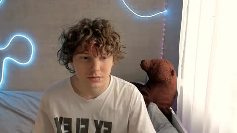 MeowMiku online show from February 2026 09:02:01 AM