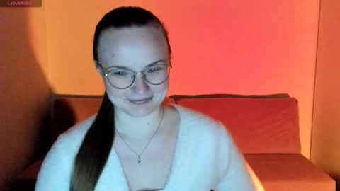 Miya online show from November 2025 04:54:01 PM