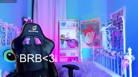 Snapshot of mizukinoyoru chatting on February 2025 03:32:01 AM Mizuki online show from February 2025 03:32:01 AM