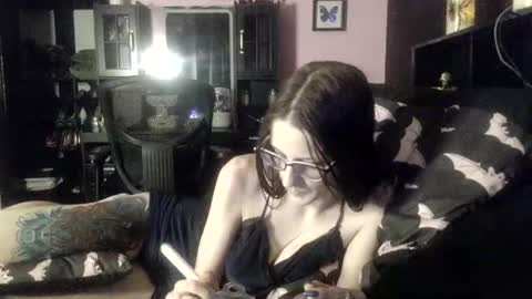 Mizz Bonez online show from February 2026 03:22:01 AM